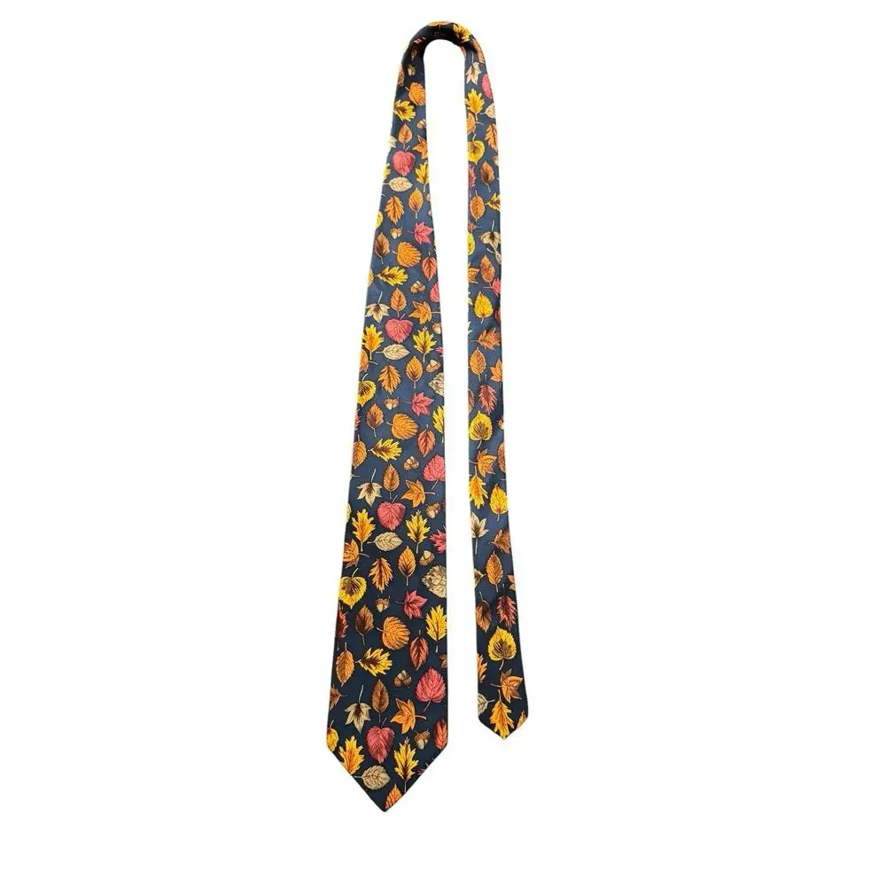 Alynn Neckwear Autumn Leaves Fall Acorns Vintage Novelty Necktie 100% Silk